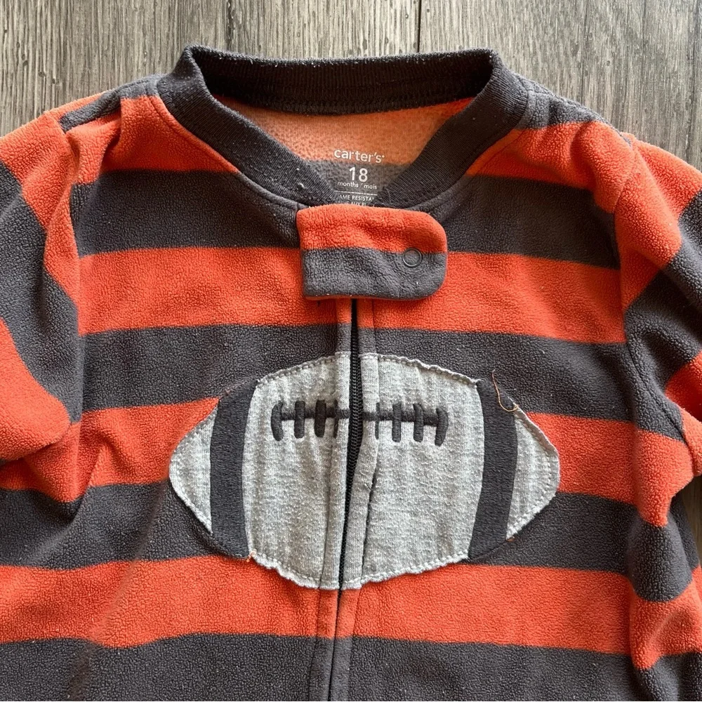 Carter’s Toddler Boy Long Sleeve Footie Zippy Pajama Football Stripes 18 Months